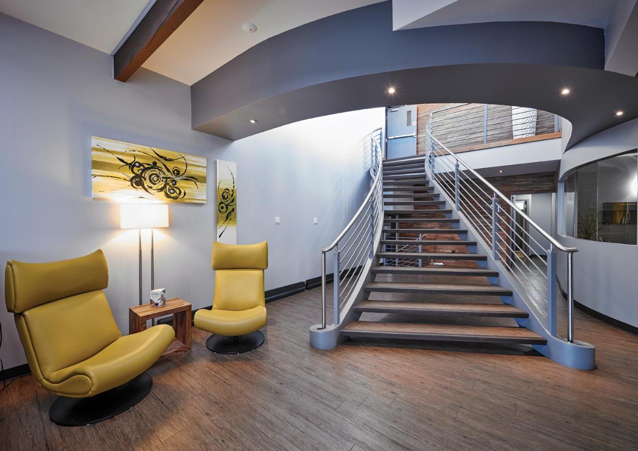 Quality Inn Rouyn-Noranda Exterior foto