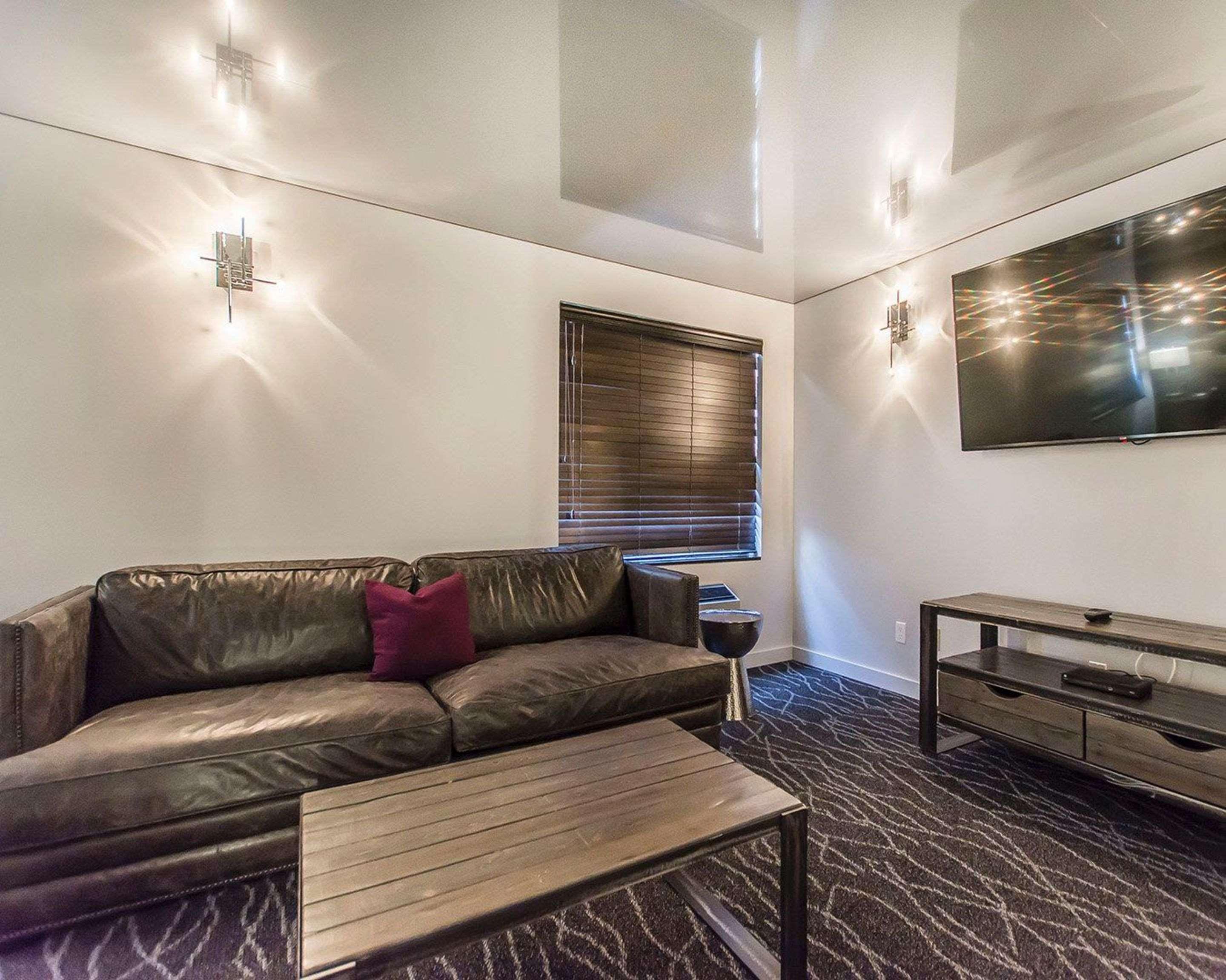 Quality Inn Rouyn-Noranda Exterior foto